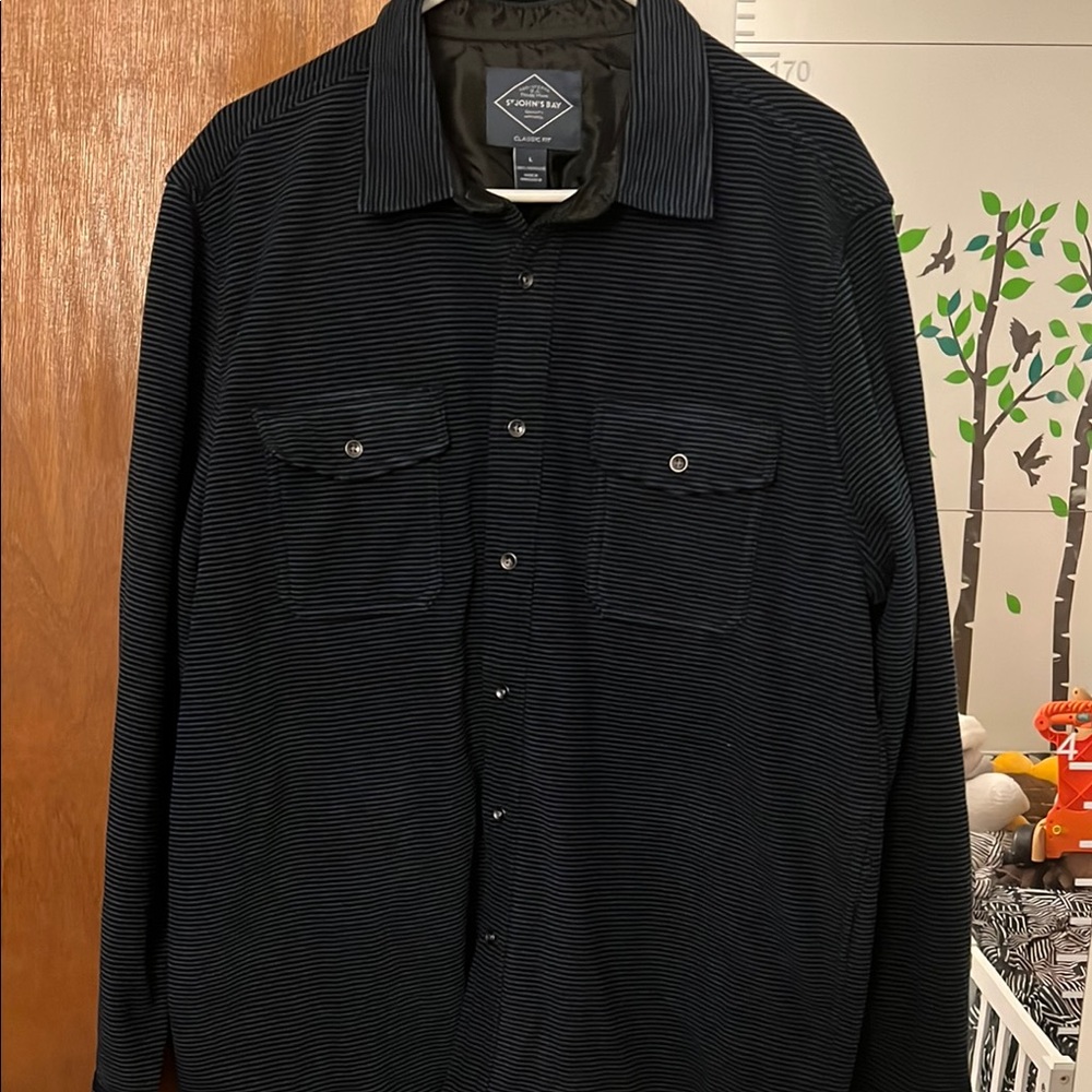 St John’s Bay - Pendleton Black navy Striped Button-Up Shirt